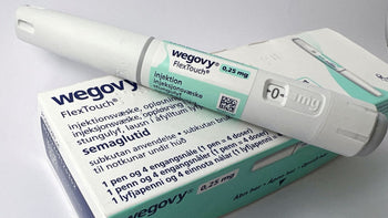 Wegovy smart pen & packaging